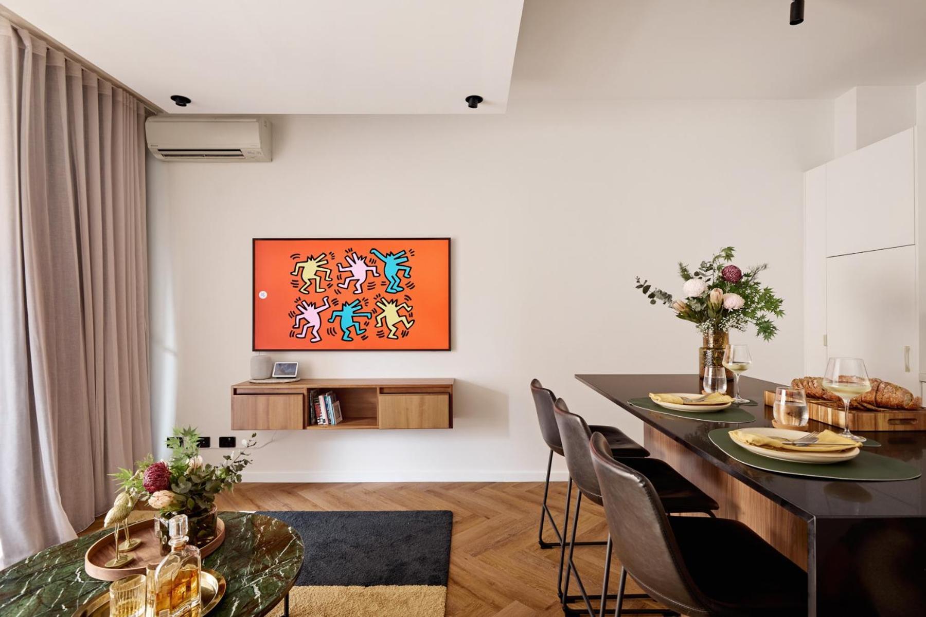 Apartment The Brass Flamingo On Oxford Street *